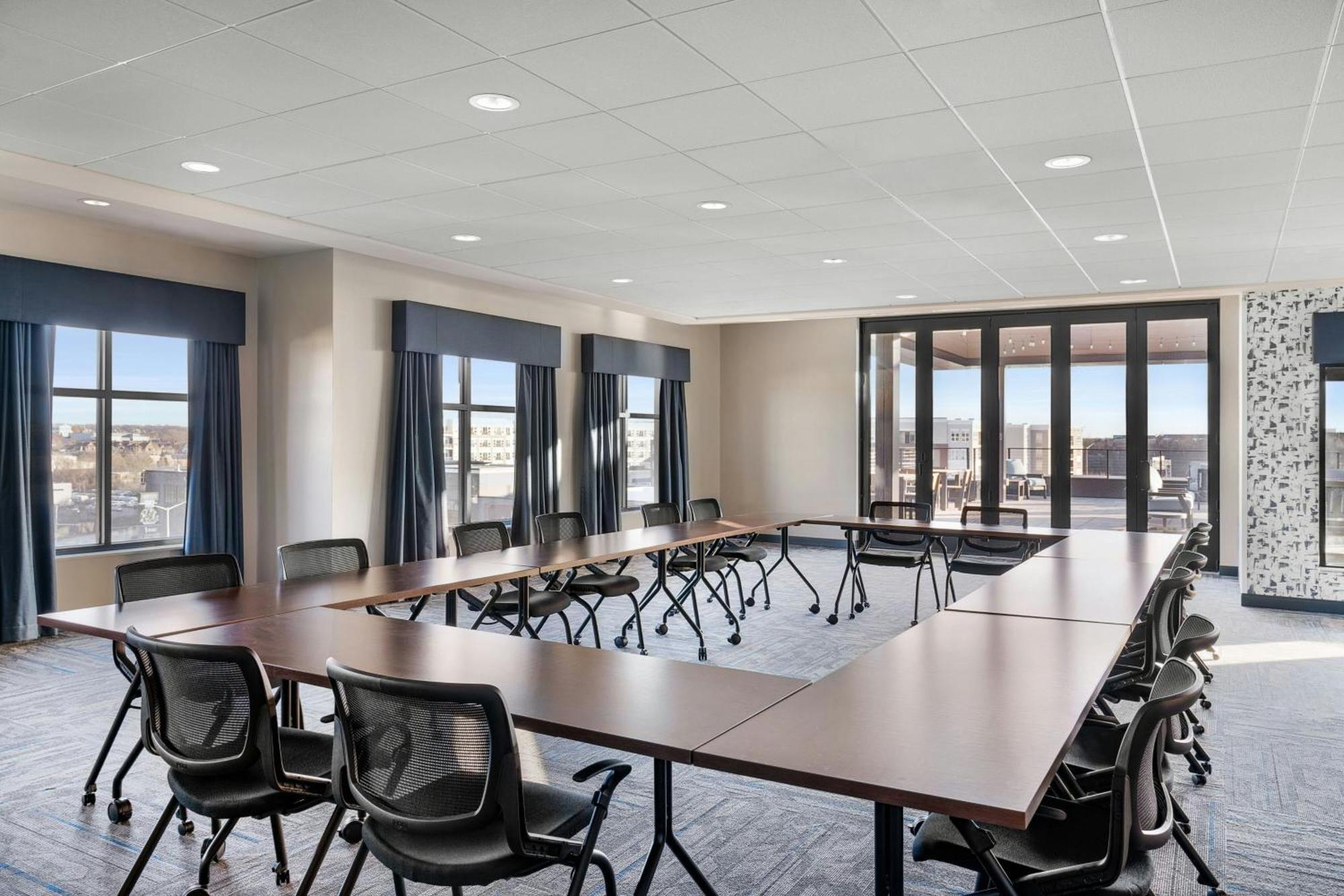 Residence Inn By Marriott Milwaukee Brookfield At Poplar Creek エクステリア 写真